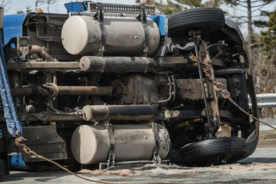 How A Truck Accident Lawyer Can Help Your Case
