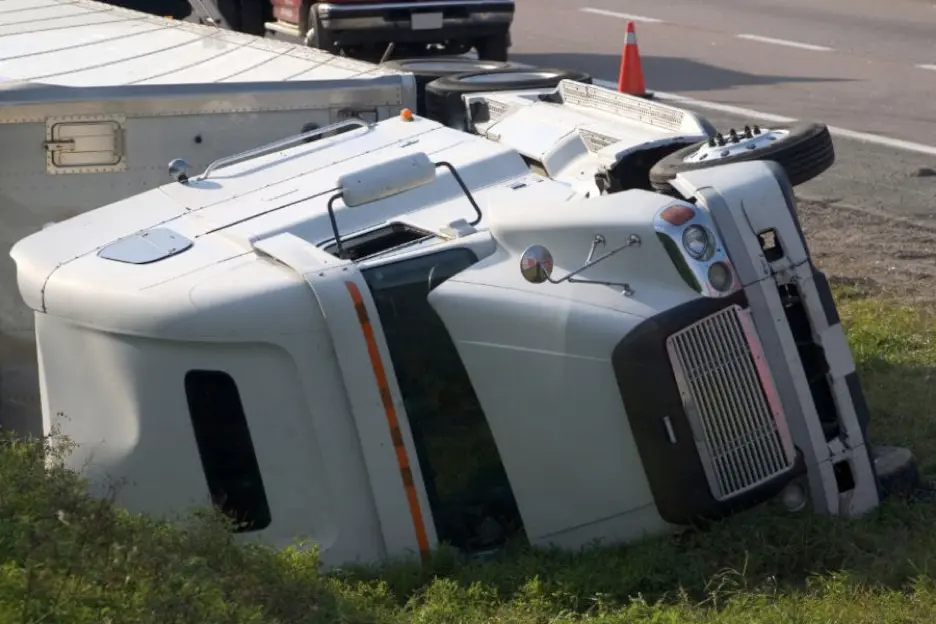 What To Look For When Choosing A Semi-Truck Accident Lawyer